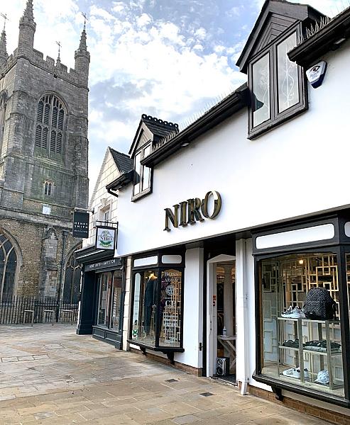 Browse Niro Fashion to Buy Scotch and Soda Jeans