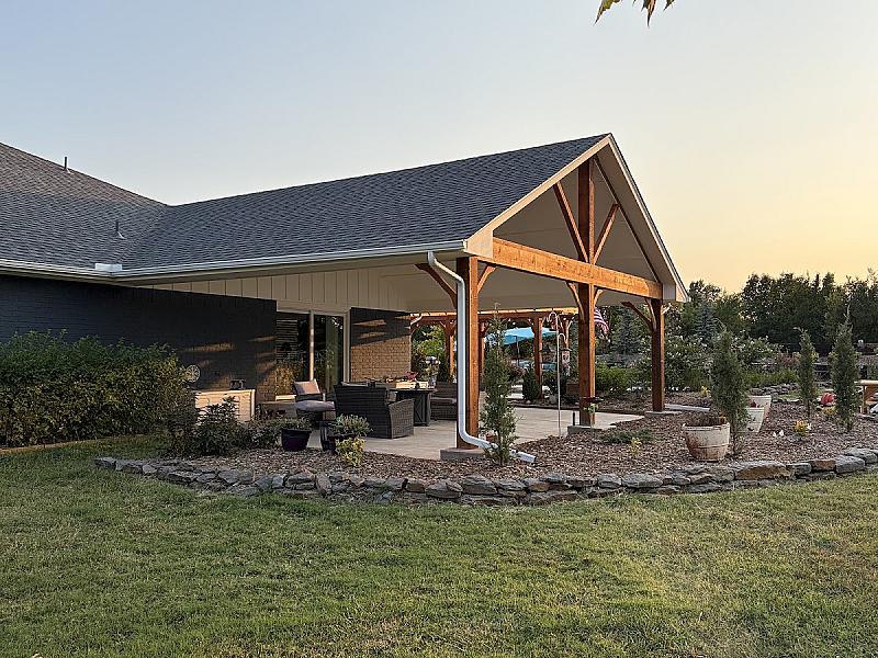 Salazar Roofing & Construction