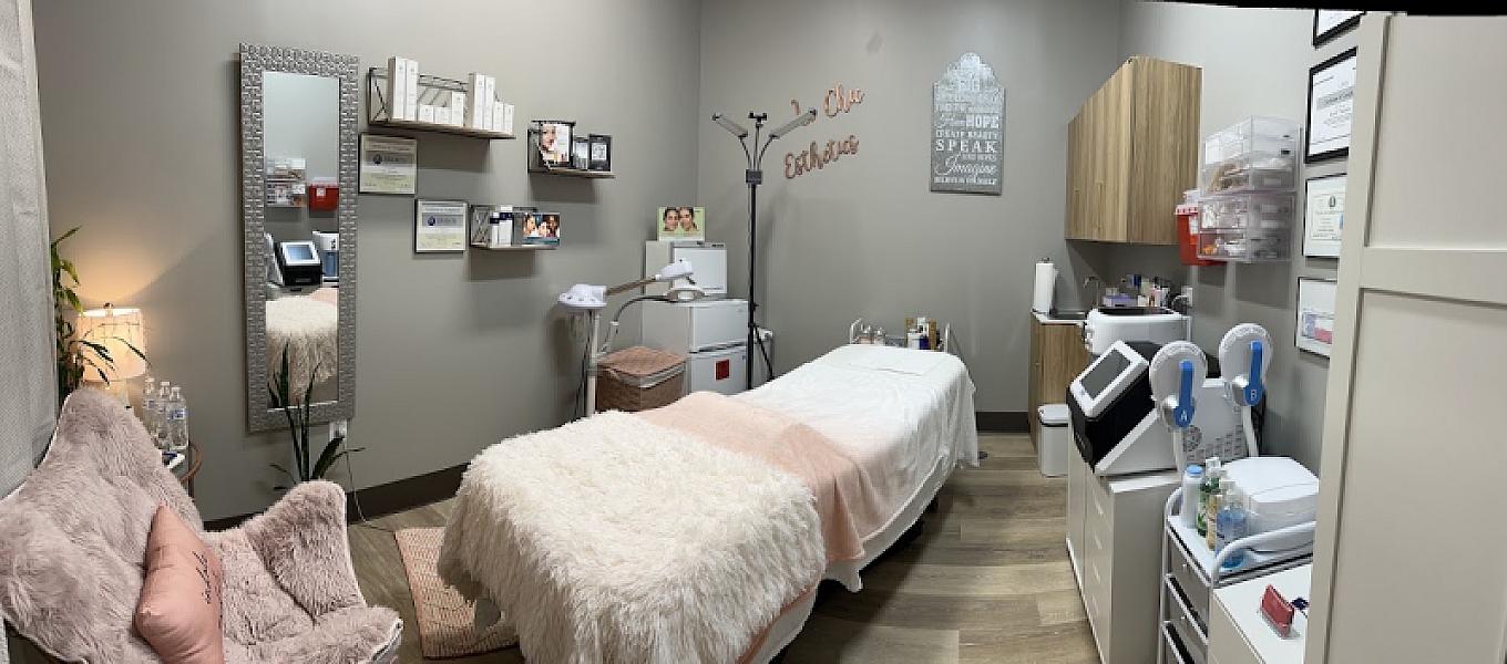 Le Chic Health & Medical