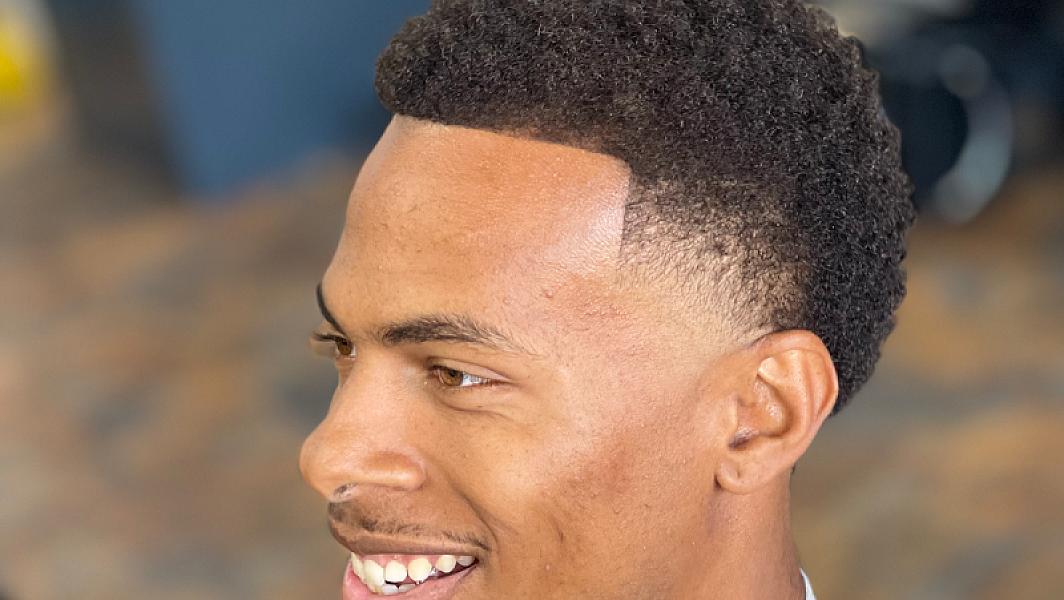 Devian Your Personal Phoenix Barber